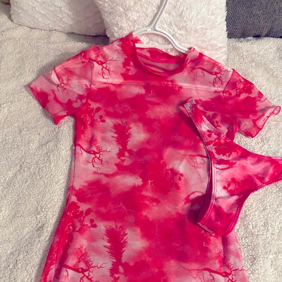 Bathing suits cover and matching bottoms - Picture 1 of 3